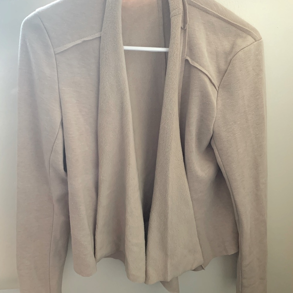 BKE Cardigan Size M